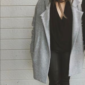 Brandy Melville Kennedy coat